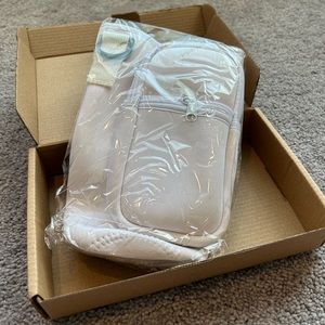 NEW! Stanley 40oz Carry bag with strap and pocket.